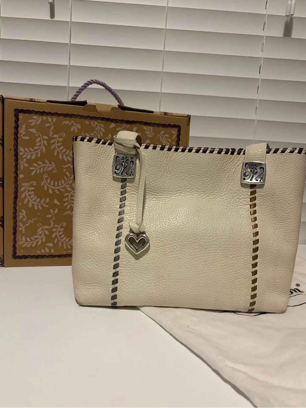Vintage Brighton Cream Pebbled Leather Whipstitch Tote Bag 🤍